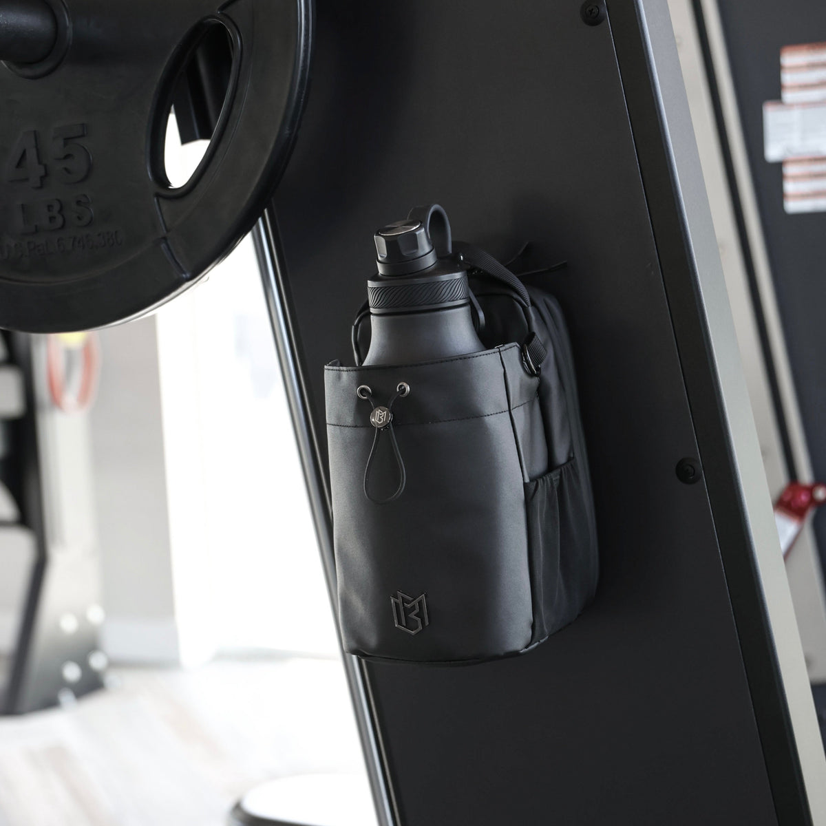 Magnetic Bag for 64 oz Bottles