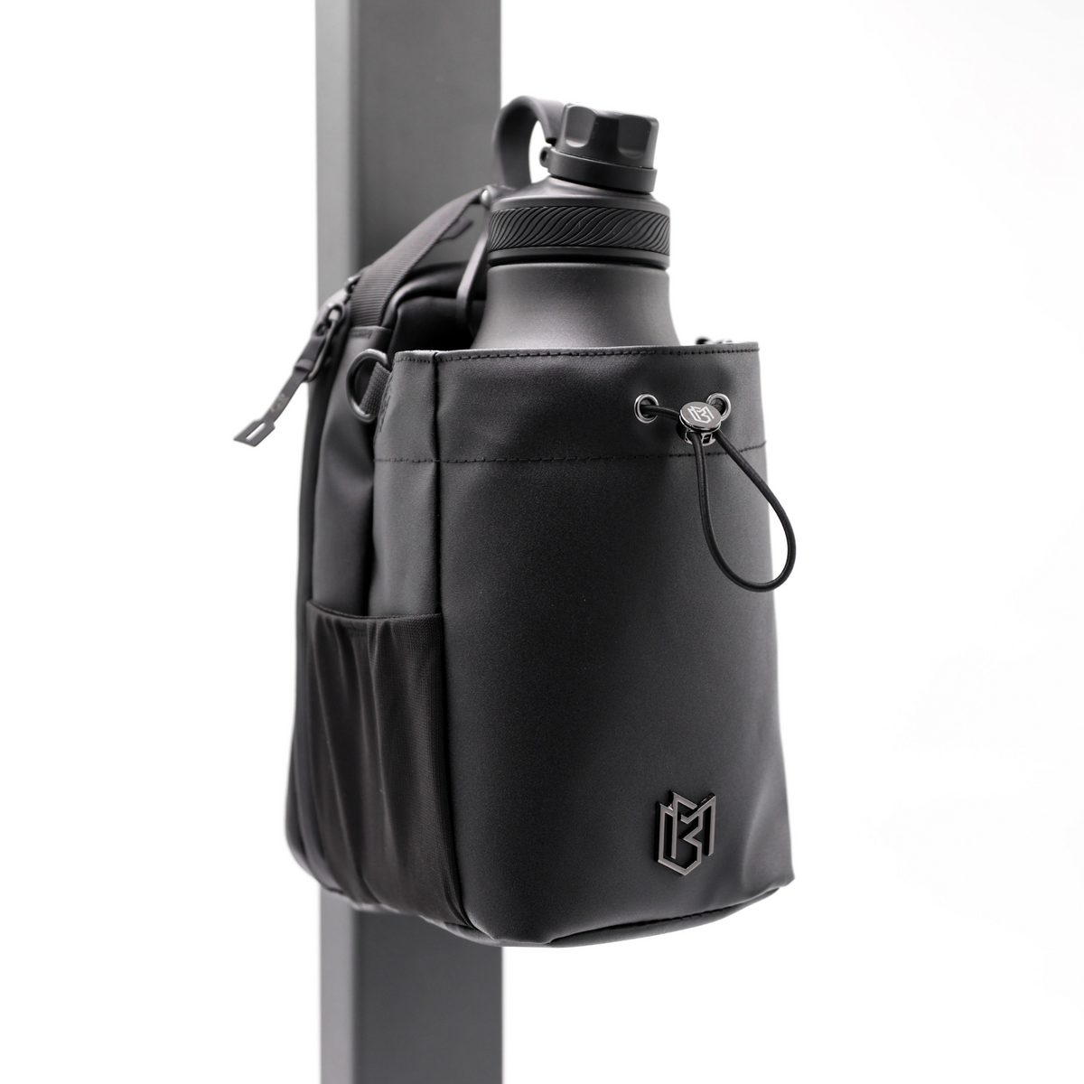 Magnetic Bag for 64 oz Bottles